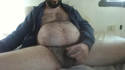 Snapshot of camera008 chatting on 10/21/25, 04:30 camera008 online show from 10/21/25, 04:30