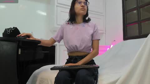  Cameron Cutee  online show from 10/05/25, 11:30
