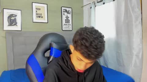 Snapshot of cameron_lux4 chatting on 02/03/26, 01:05 CAMERON online show from 02/03/26, 01:05