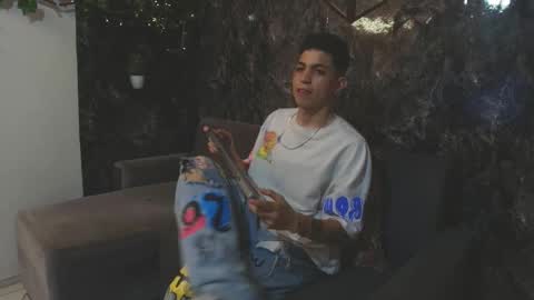 Snapshot of cameron_lux4 chatting on 04/08/26, 03:50 CAMERON online show from 04/08/26, 03:50