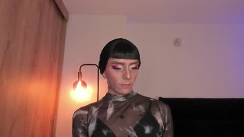 Cameron online show from 12/15/25, 02:16