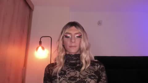 Cameron online show from 01/11/26, 01:32