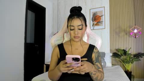 Cameron  online show from 10/30/25, 08:20