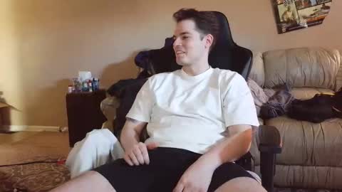 Snapshot of camerondt chatting on 03/07/26, 02:47 camerondt online show from 03/07/26, 02:47