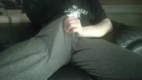 Snapshot of cameronrays chatting on 04/12/26, 11:43 CameronRays online show from 04/12/26, 11:43