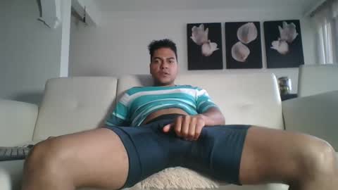 Snapshot of camfaber chatting on 12/04/25, 04:38 Stiven online show from 12/04/25, 04:38