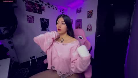 Snapshot of cami_mila99 chatting on 05/05/26, 06:43 CAMI online show from 05/05/26, 06:43