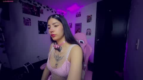 Snapshot of cami_mila99 chatting on 05/20/26, 07:25 CAMI online show from 05/20/26, 07:25