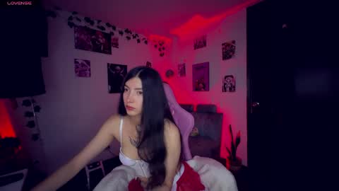 Snapshot of cami_mila99 chatting on 05/26/26, 06:42 CAMI online show from 05/26/26, 06:42
