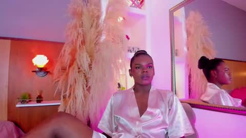 camiestrada online show from 02/01/25, 07:36