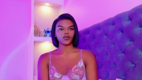 camiestrada online show from 10/21/25, 02:23