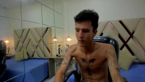 Snapshot of camievan chatting on 02/27/26, 04:07 camievan online show from 02/27/26, 04:07