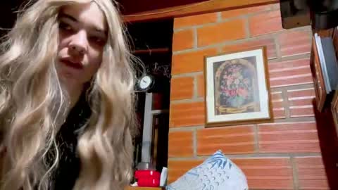 camii19y online show from 09/29/25, 12:05