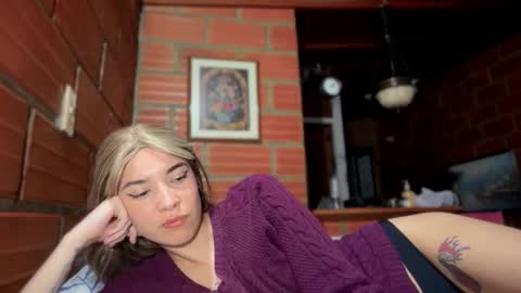 camii19y online show from 10/22/25, 11:26