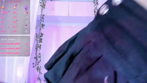 Snapshot of camiigox chatting on 11/20/25, 07:57 camiigox online show from 11/20/25, 07:57