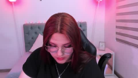 Camila Osorio online show from 01/15/25, 06:43