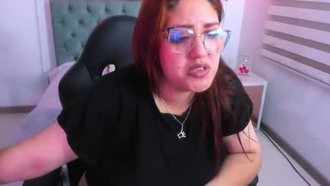 Camila Osorio online show from 02/25/25, 09:53