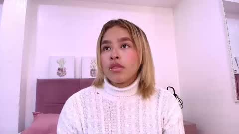 CamiilaGlow online show from 09/24/25, 05:38