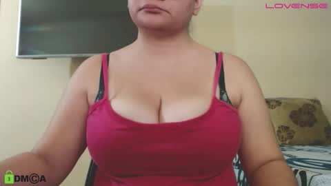 Snapshot of camiilahotxxx chatting on 03/24/26, 03:39 Camila online show from 03/24/26, 03:39