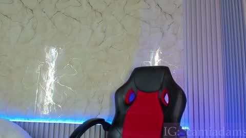 Cami online show from 11/07/25, 11:21