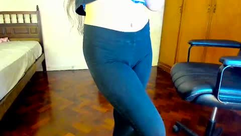 Cami online show from 02/13/25, 07:24