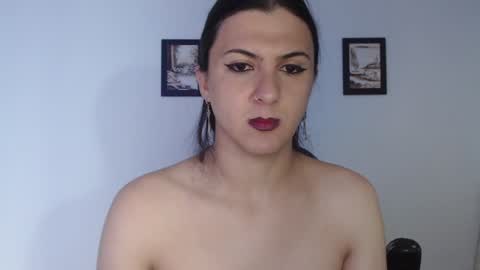 Snapshot of camila_bigcock_ts chatting on 01/05/25, 06:02 camila online show from 01/05/25, 06:02