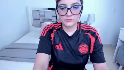 Snapshot of camila_buitrago chatting on 07/03/26, 09:10 Camila buitrago online show from 07/03/26, 09:10
