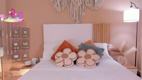 Snapshot of camila_bustamante_ chatting on 06/17/26, 02:07 camila_bustamante_ online show from 06/17/26, 02:07