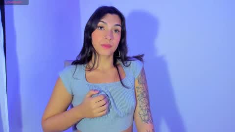 Snapshot of camila_coxx chatting on 02/19/25, 04:55  s online show from 02/19/25, 04:55