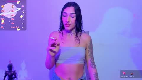 Snapshot of camila_coxx chatting on 01/17/26, 06:18 s online show from 01/17/26, 06:18