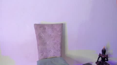 Snapshot of camila_coxx chatting on 04/08/26, 04:45 s online show from 04/08/26, 04:45
