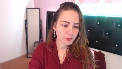 camila online show from 11/08/25, 12:16