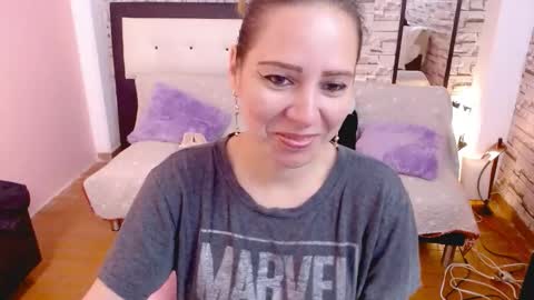 Snapshot of camila_delarosa chatting on 03/15/26, 12:22 camila online show from 03/15/26, 12:22