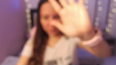 camila online show from 06/25/26, 05:50