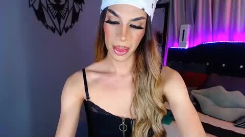 Camila online show from 12/16/24, 03:30