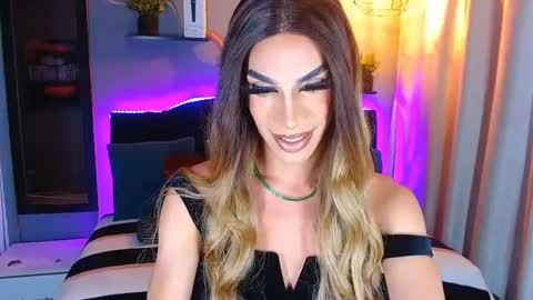 Camila online show from 01/30/25, 03:44