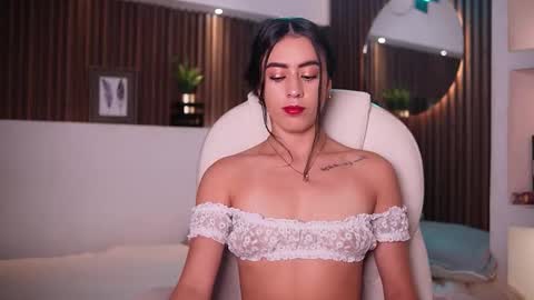 Snapshot of camila_martinez9 chatting on 09/16/25, 11:33 camila_martinez9 online show from 09/16/25, 11:33