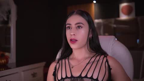 Snapshot of camila_martinez9 chatting on 10/16/25, 11:33 camila_martinez9 online show from 10/16/25, 11:33