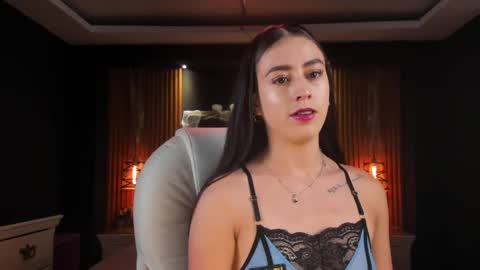 Snapshot of camila_martinez9 chatting on 10/22/25, 11:43 camila_martinez9 online show from 10/22/25, 11:43