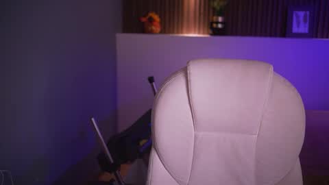 Snapshot of camila_martinez9 chatting on 11/18/25, 11:36 camila_martinez9 online show from 11/18/25, 11:36