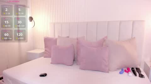 Camila  online show from 12/19/25, 11:50