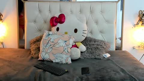 Snapshot of camila_sex_latina chatting on 12/27/24, 05:31 camila_sex_latina online show from 12/27/24, 05:31