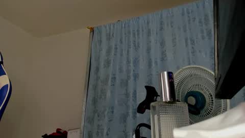 Snapshot of camila_trans19 chatting on 10/30/25, 04:41 Camila online show from 10/30/25, 04:41