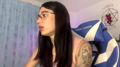 Snapshot of camila_trans19 chatting on 11/08/25, 06:51 Camila online show from 11/08/25, 06:51