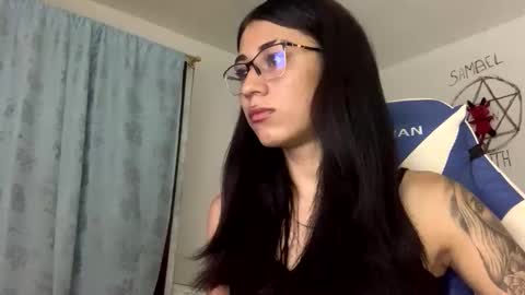 Snapshot of camila_trans19 chatting on 11/12/25, 02:28 Camila online show from 11/12/25, 02:28