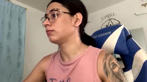 Snapshot of camila_trans19 chatting on 11/15/25, 01:51 Camila online show from 11/15/25, 01:51