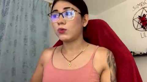 Snapshot of camila_trans19 chatting on 11/22/25, 06:29 Camila online show from 11/22/25, 06:29