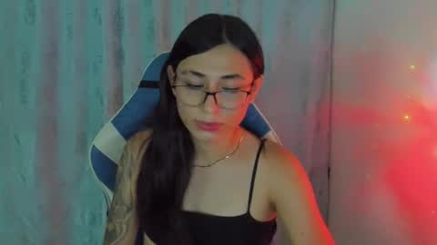 Snapshot of camila_trans19 chatting on 12/13/25, 08:36 Camila online show from 12/13/25, 08:36