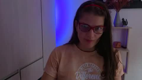 Camila ventura online show from 11/16/25, 08:36