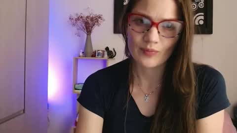 Camila ventura online show from 11/28/25, 11:29